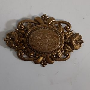 JEANNIE signed vintage Victorian style brooche